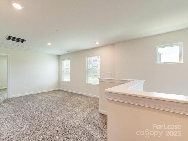 Building Photo - 2606 Arbor Loop Dr
