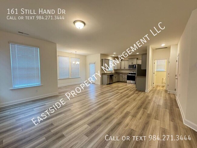 Building Photo - 161 Still Hand Dr