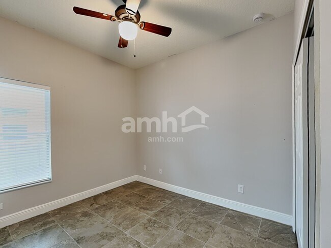 Building Photo - 10956 Willow Ridge Loop