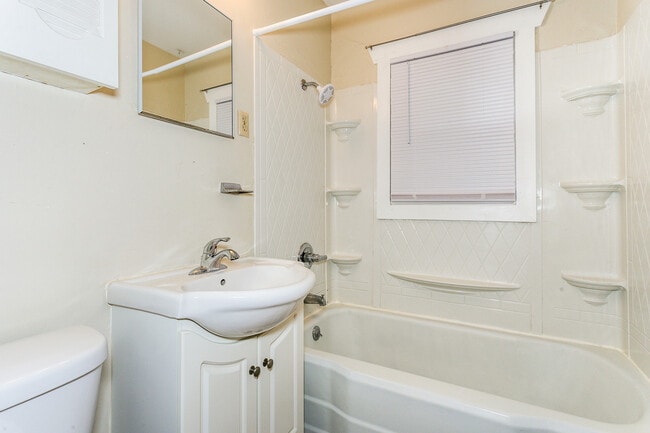 Building Photo - 4716 Arbor St