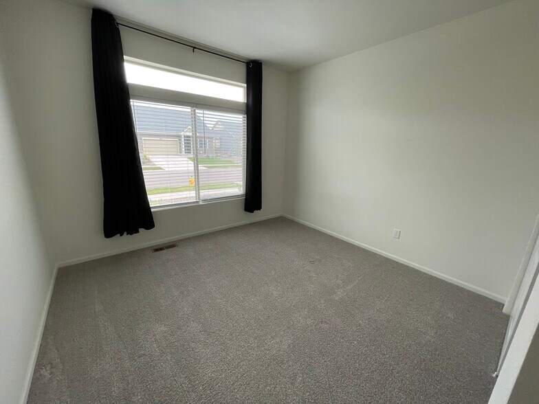 Building Photo - 8659 Tranquil Knoll Ln