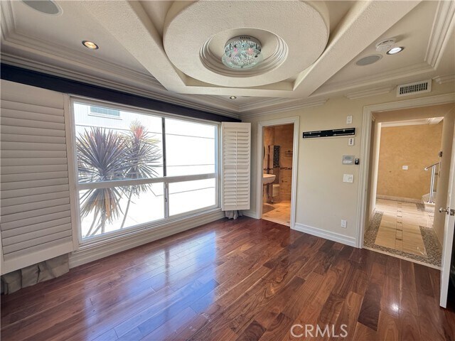 Building Photo - 18 Odyssey Ct