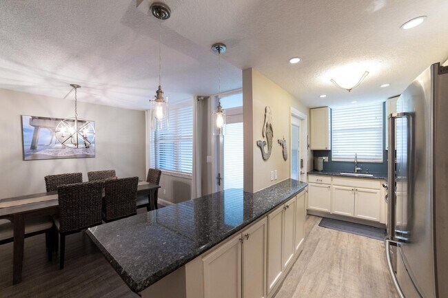 Building Photo - 109 Paradise Harbour Blvd
