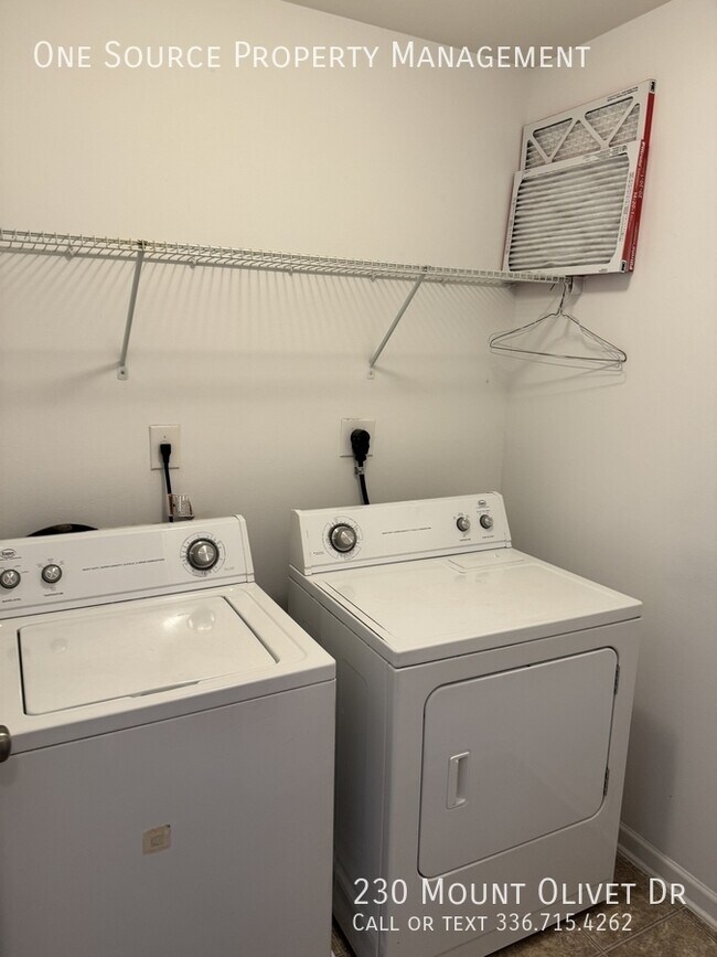 Building Photo - 230 Mount Olivet Dr