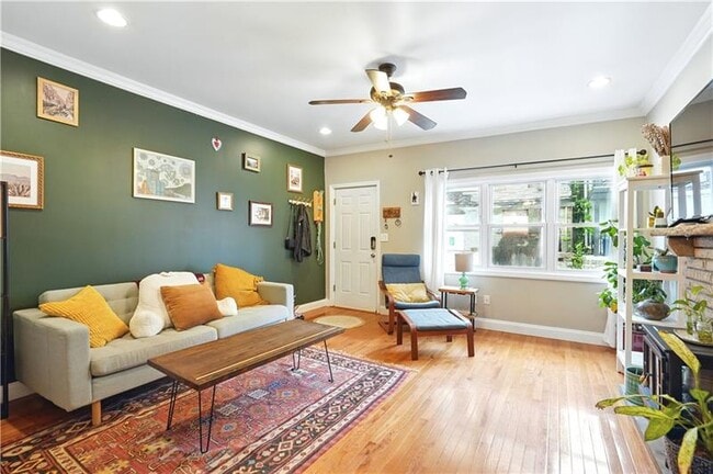 Building Photo - 2511 Mission St