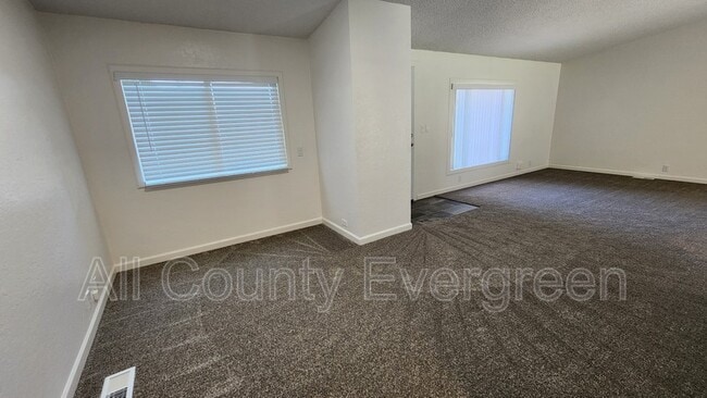 Building Photo - 33425 Benbow Dr E