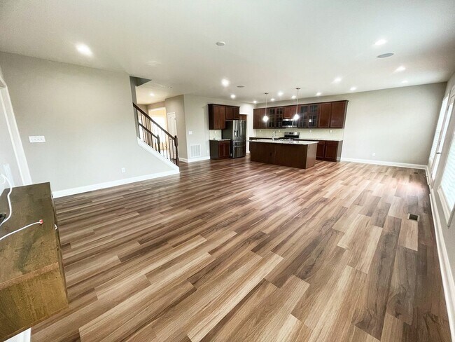 Building Photo - Gorgeous Newer Construction Home!