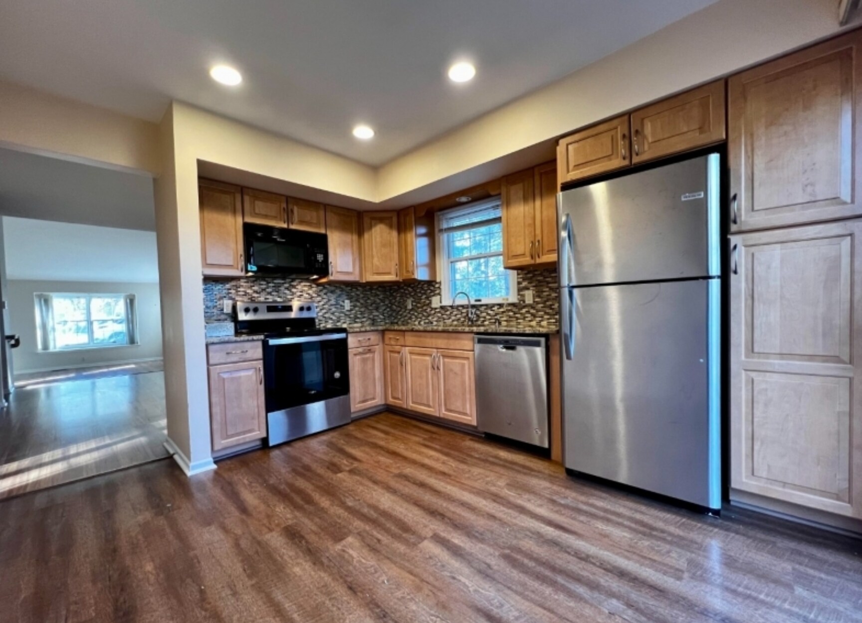 Building Photo - 19 Stone Run Rd