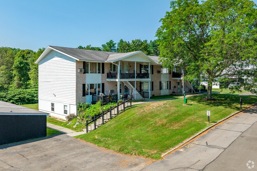 Building Photo - Glen View Apartments