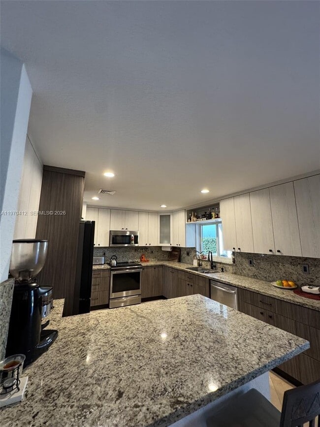 Building Photo - 10973 NW 53rd Ln