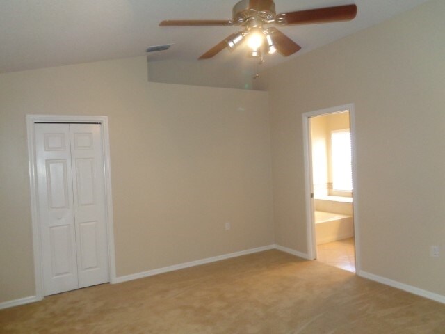 Building Photo - 28716 Raindance Ave