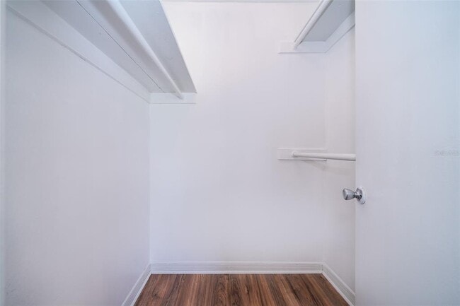 Building Photo - 295 Wymore Rd