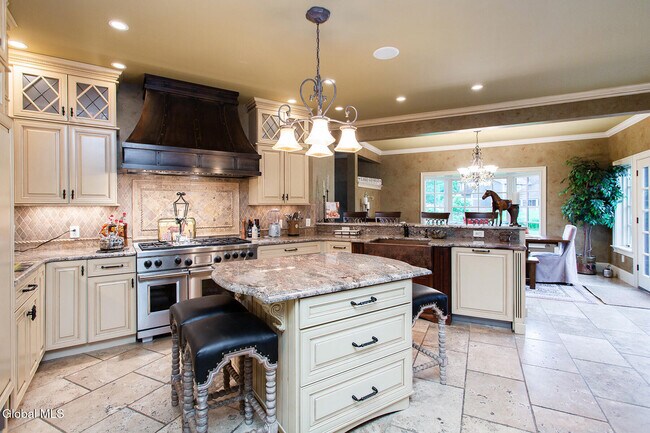 Building Photo - 106 Greenfield Ave