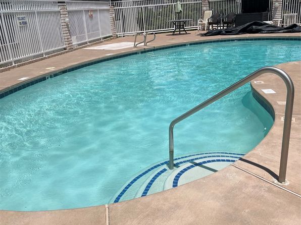 Building Photo - 3055 Trinity Dr