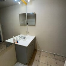 Building Photo - 14550 Fonmeadow Dr