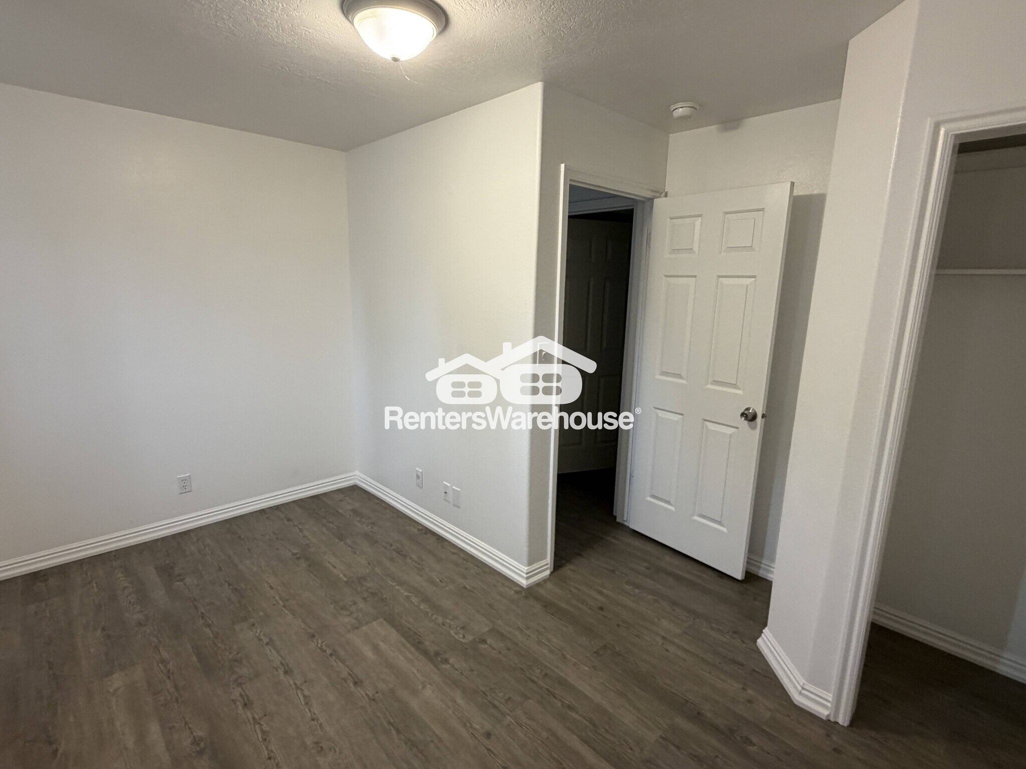 Building Photo - 1442 W 730 S St