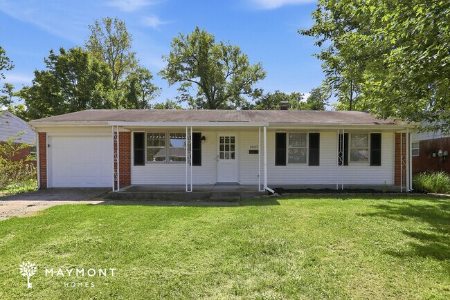 Building Photo - 1905 Bluehill Dr