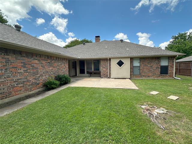 Building Photo - 132 Meadowglen Cir