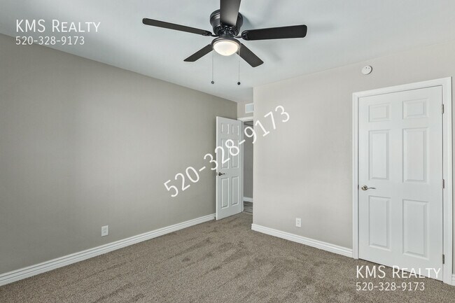 Building Photo - 901 S Belvedere Ave