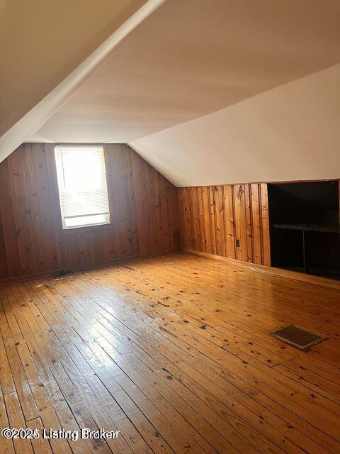 Building Photo - 610 Marquette Dr