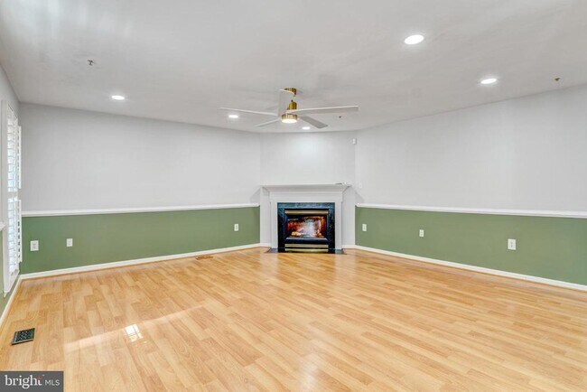 Building Photo - 7505 Castle Rock Dr