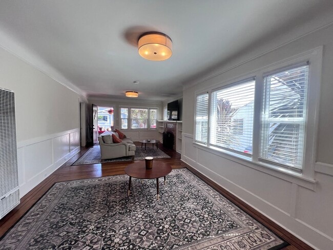 Building Photo - $1,000 MOVE IN SPECIAL!!! Fully Updated Home in San Leandro Available for Rent!!