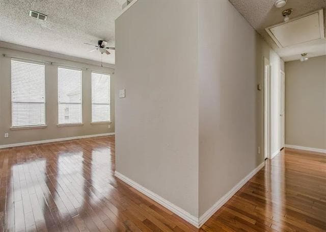Building Photo - 201 Sunridge Way