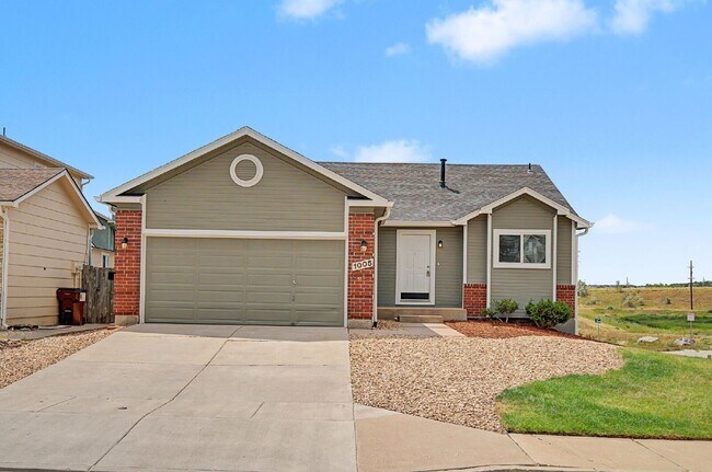 Building Photo - 1005 Scarlet Oak Dr