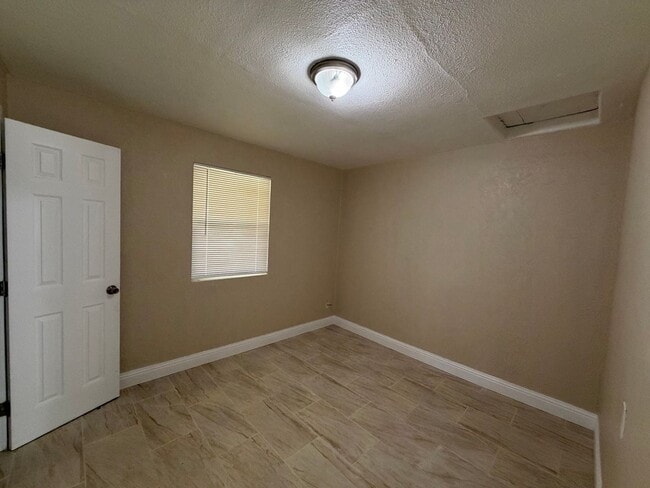 Building Photo - Updated w/wrap around Porch!