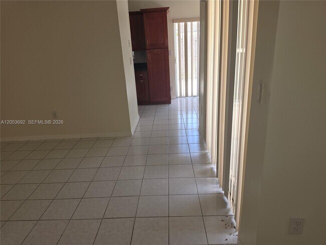 Building Photo - 14241 SW 151st Ave