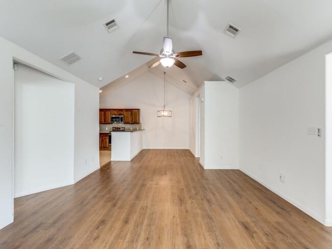 Building Photo - 30 Wildwood Dr