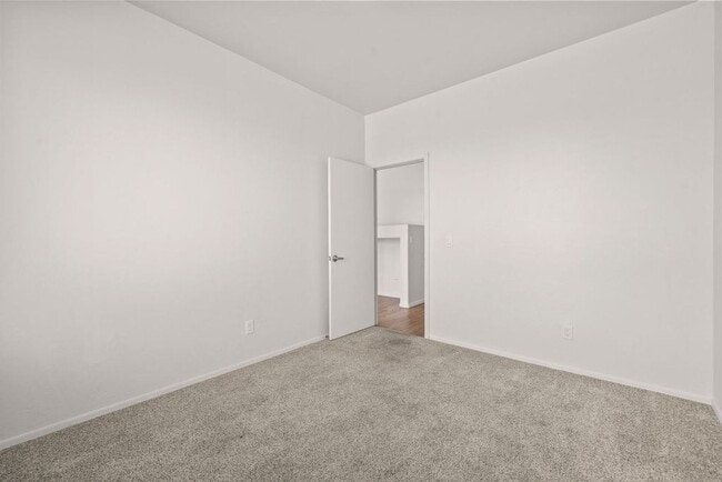 Building Photo - Home Sweet Home! Located in a highly sough...