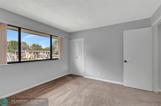 Building Photo - 97 Deer Creek Rd