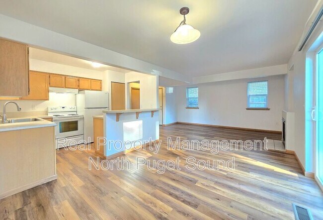 Building Photo - 5328 138th St NE