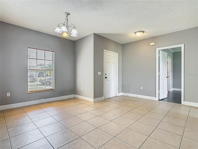 Building Photo - 107 Carlisle Ct