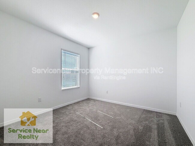 Building Photo - 10523 Dusty Boot Rd