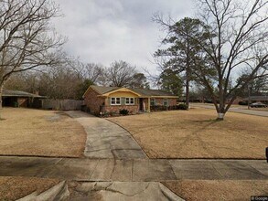Building Photo - Charming 3BR/2BA Brick Home in Montgomery, AL - $1425