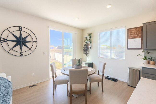 Building Photo - Immaculate 3 Bedroom Ranch Home Close to P...