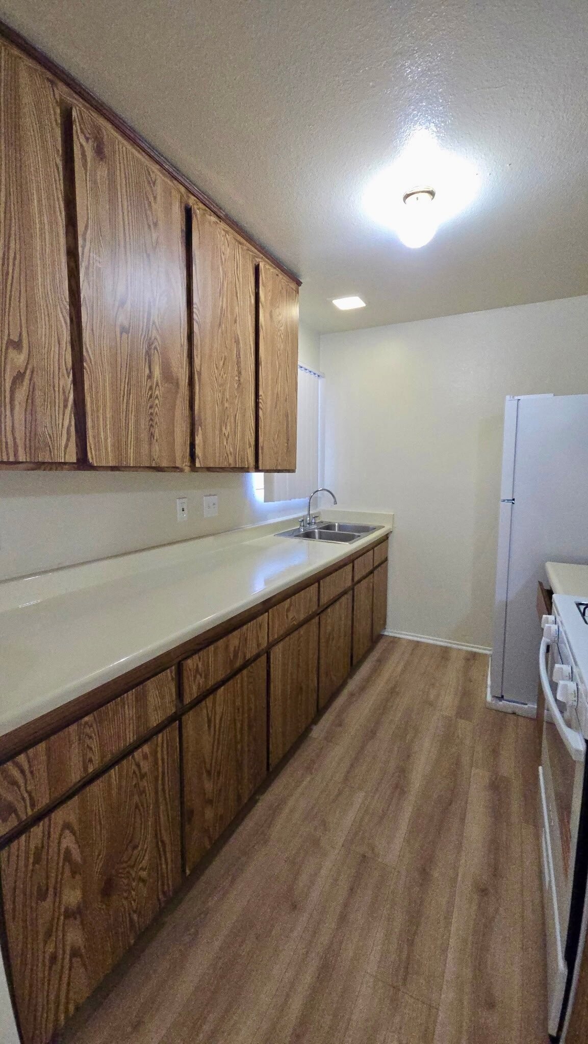 Building Photo - 5906 Challen Ave