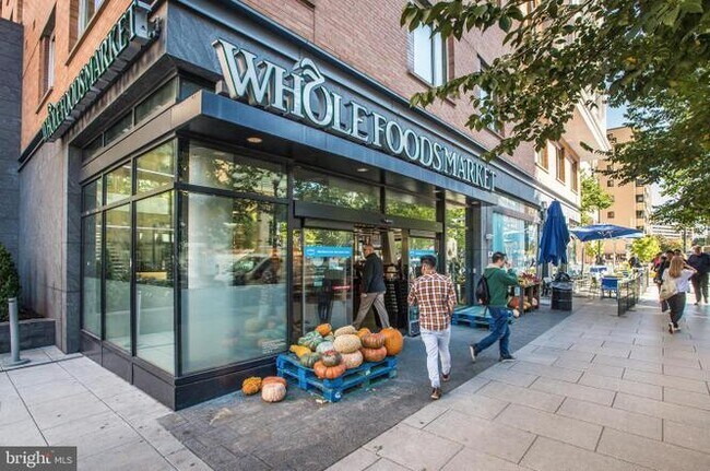Steps to Whole Foods - 2141 I St NW