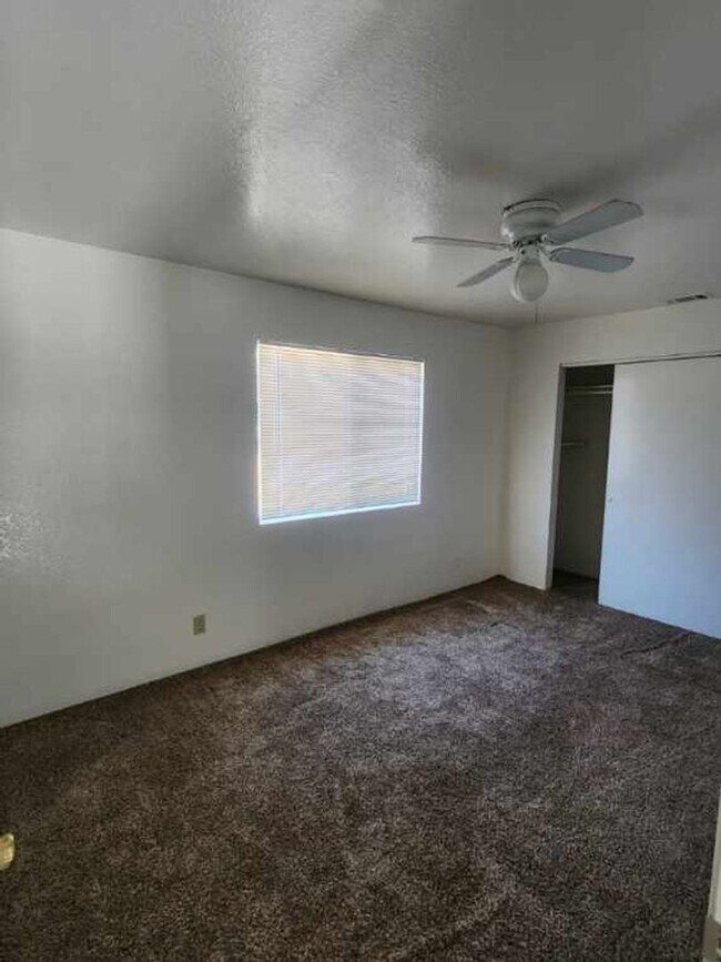 Building Photo - 6785 Indian Dr