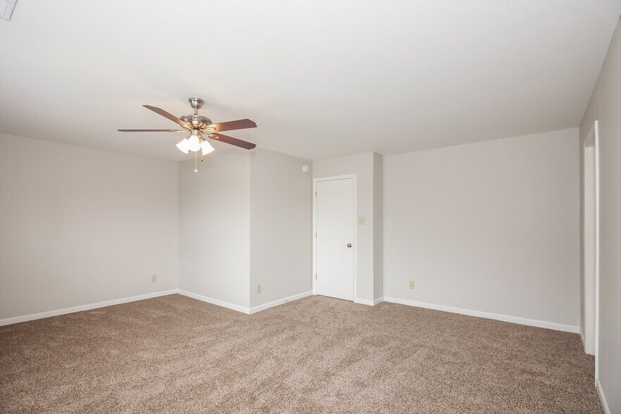 Building Photo - 1626 Matthew Allen Cir