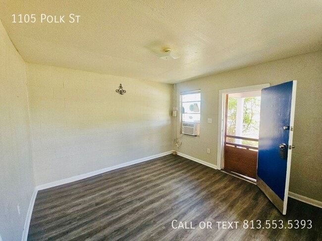 Building Photo - 1105 Polk St