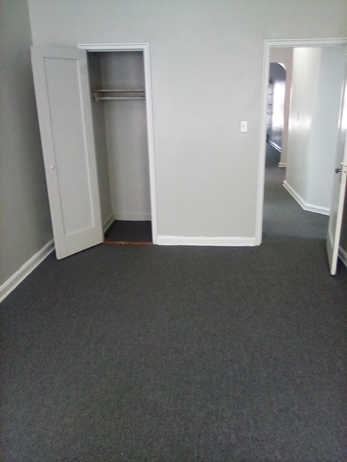 Building Photo - 626 Remsen Ave
