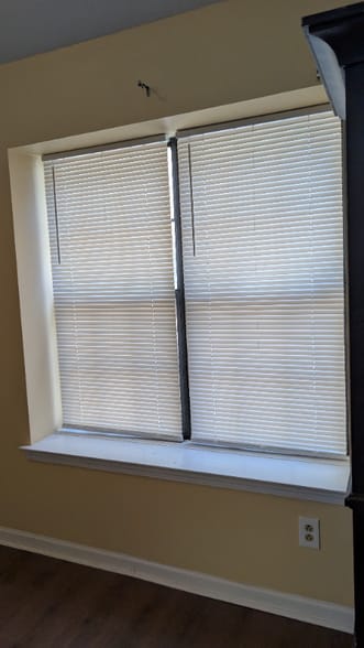 Building Photo - 663 Lagrange Pk Cv