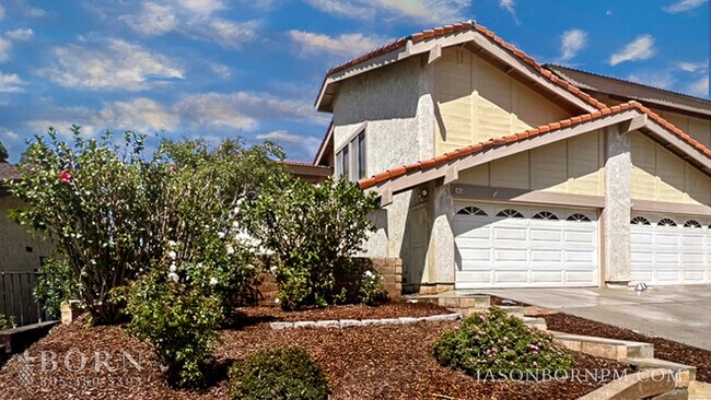 Building Photo - 1815 Tipperary Ln