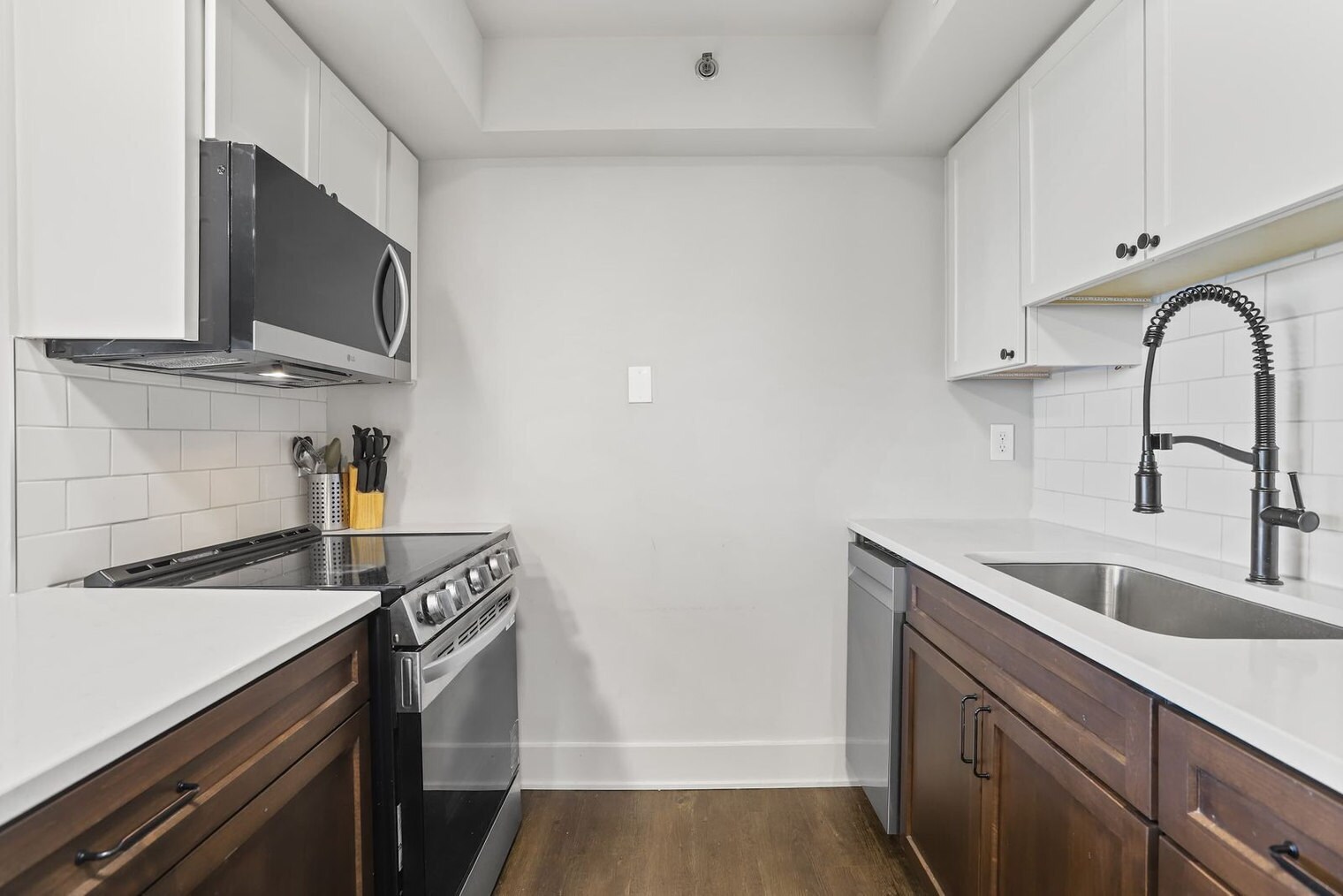 Building Photo - 801 15th St S