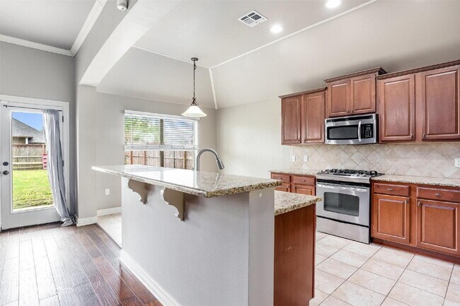 Building Photo - 2330 Tallgrass Cir