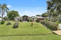 Building Photo - 880 Vocelle Ave