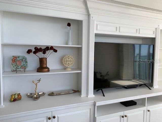 Building Photo - 100 Oakmont Ln